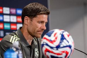 阿隆索执教生涯第三次净负4球,此前两次是对法兰克福、利物浦