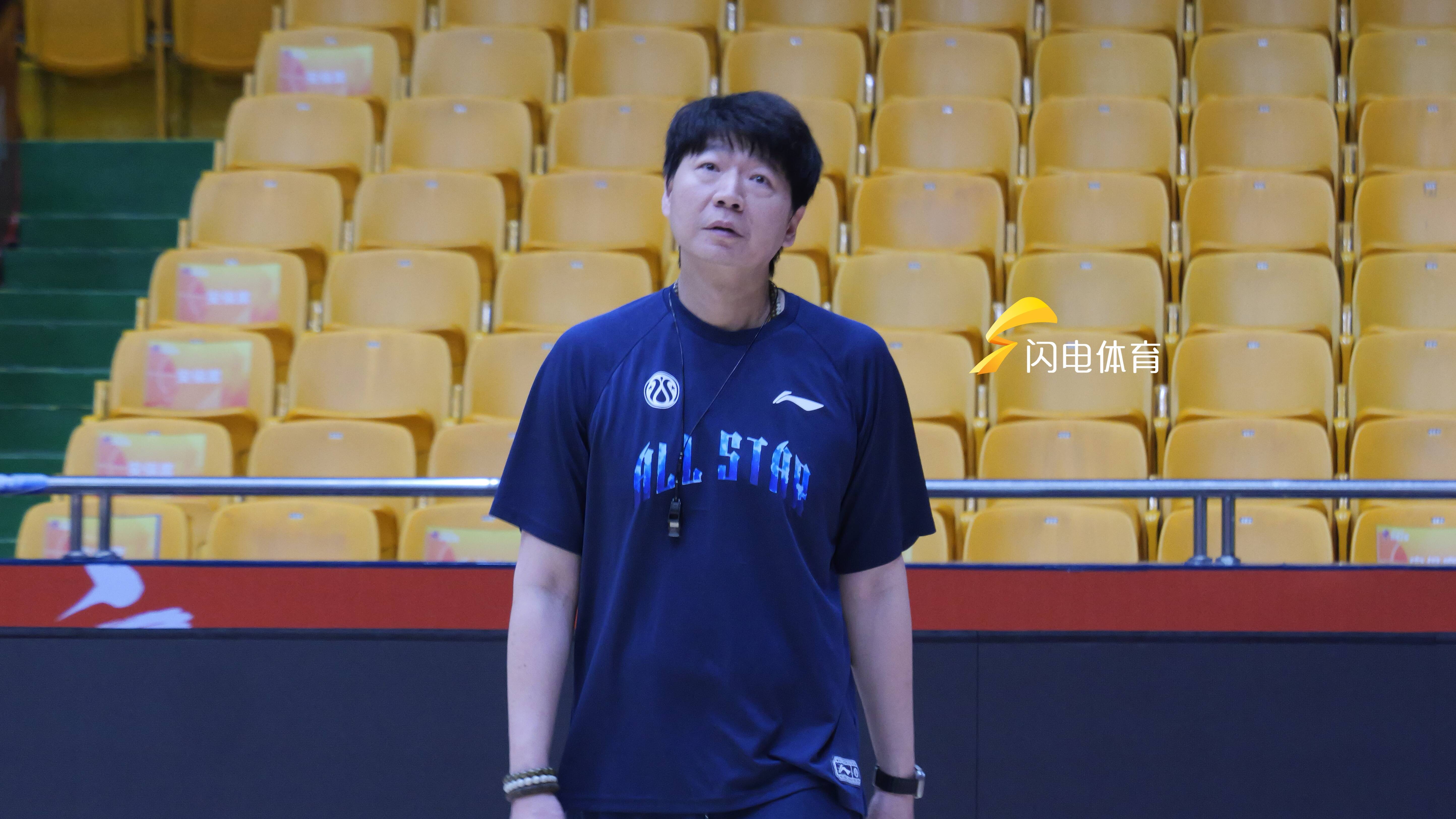 华体会官网-山东高速男篮止步八强，邱彪赛后向球迷致歉